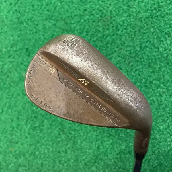 WEDGE TITLEIST VOKEY SM8 TOUR GRIND 58°