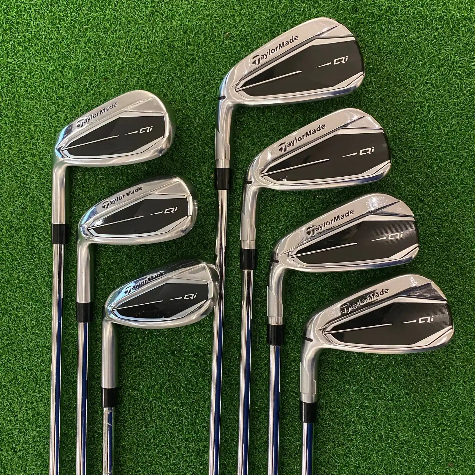 IRON TAYLORMADE QI (5-P,S) (LEFTY)